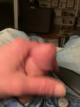 willcumforu online show from March 22, 2025, 4:03 am