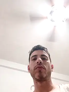 Snapshot of jhonyhot9292 chatting on March 3, 2026, 7:48 am jhonyhot9292 online show from March 3, 2026, 7:48 am