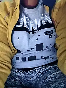 Sexy-Mona2 online show from December 6, 2024, 3:06 pm