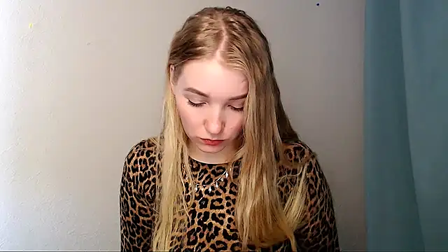 Queen ofLove online show from March 21, 2026, 11:03 am