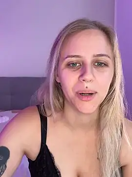 Snapshot of lunawolf21 chatting on October 29, 2025, 7:29 am lunawolf21 online show from October 29, 2025, 7:29 am