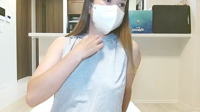  hina chan  online show from October 3, 2025, 3:24 pm