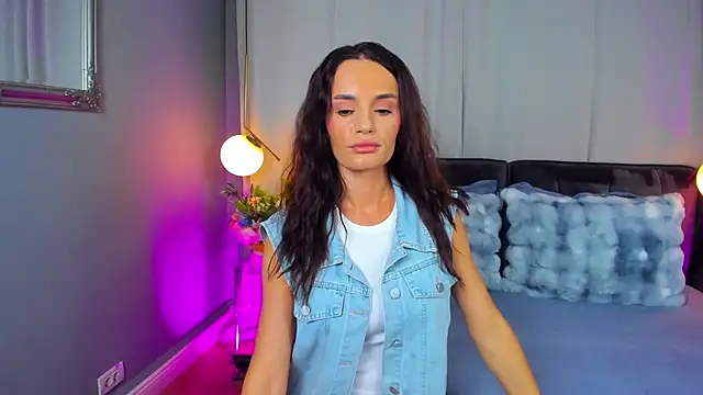 CarlaWhite online show from June 28, 2026, 3:24 am