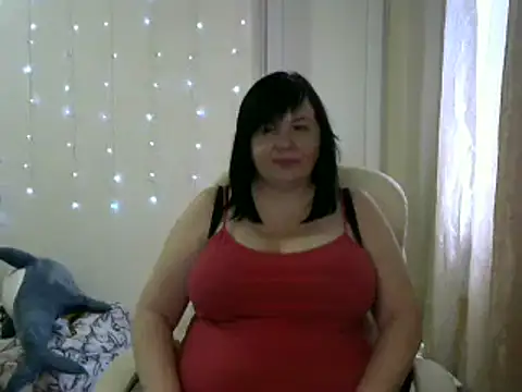 Snapshot of EmiliaLooo chatting on March 18, 2025, 6:39 am EmiliaLooo online show from March 18, 2025, 6:39 am