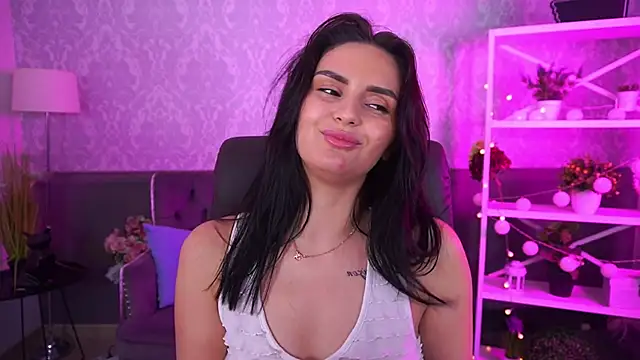 MilashaLovely online show from October 16, 2025, 1:19 pm