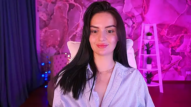 MilashaLovely online show from November 18, 2025, 7:33 am