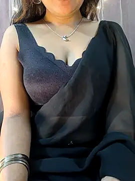 deslisexpriya online show from January 12, 2026, 11:53 pm