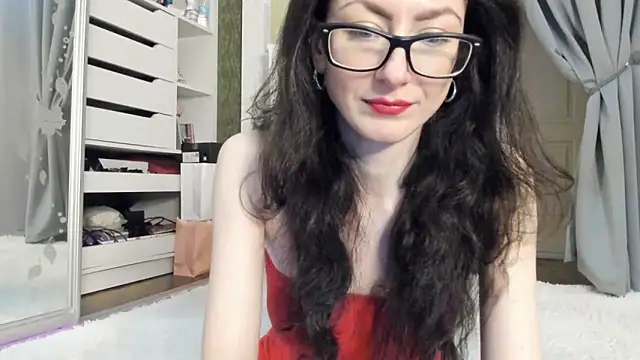 Baby Jewel online show from November 12, 2025, 11:14 am