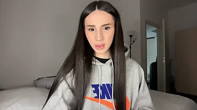 Kim Oberlin  online show from March 4, 2026, 1:08 pm