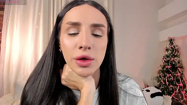 Kim Oberlin  online show from December 20, 2025, 11:24 am