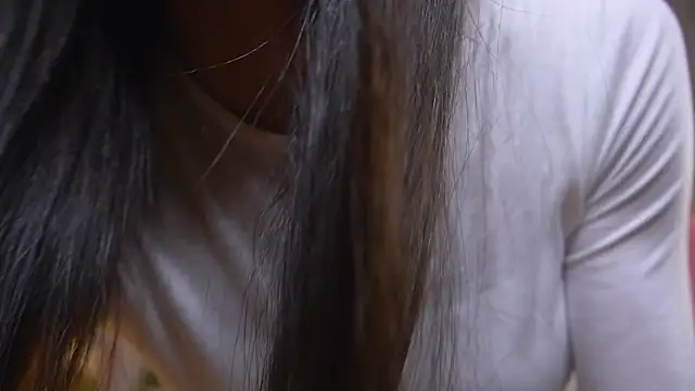 Kim Oberlin  online show from November 13, 2025, 4:00 pm