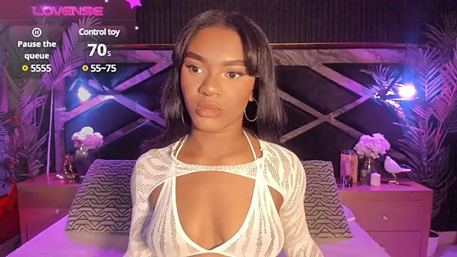 SophiaSmiiths  online show from March 2, 2025, 8:14 pm