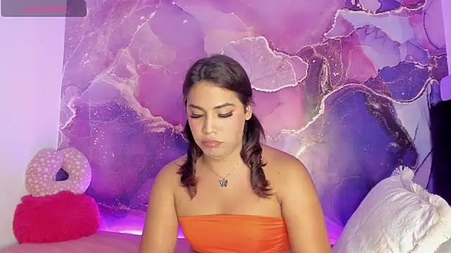 mishelbubblee online show from January 26, 2025, 3:17 am