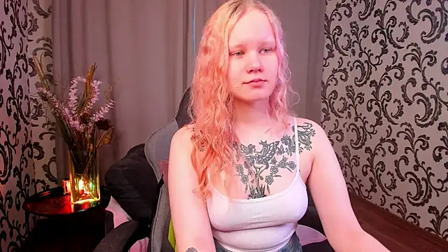 boostyboobs online show from October 1, 2025, 3:11 am