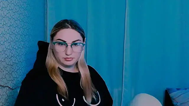 Snapshot of JaneLaJewel chatting on December 5, 2025, 6:06 pm JaneLaJewel online show from December 5, 2025, 6:06 pm