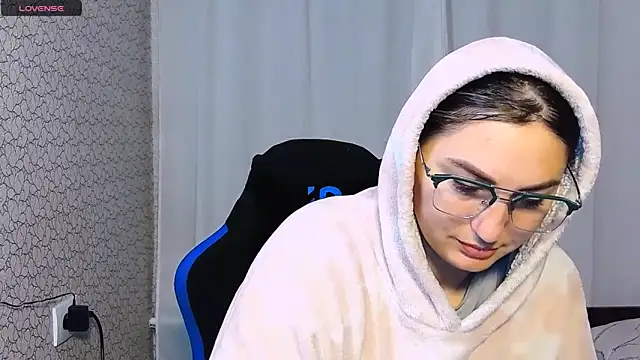 Snapshot of JaneLaJewel chatting on November 2, 2025, 1:49 pm JaneLaJewel online show from November 2, 2025, 1:49 pm