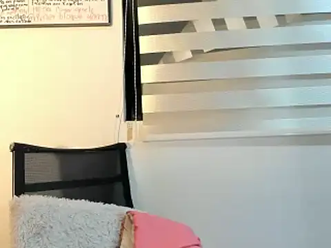 Snapshot of catt_evans1 chatting on January 4, 2025, 4:12 am catt evans1 online show from January 4, 2025, 4:12 am