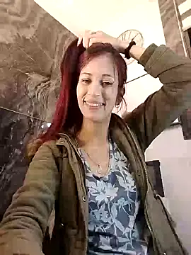 Snapshot of catt_evans1 chatting on December 17, 2024, 3:17 am catt evans1 online show from December 17, 2024, 3:17 am