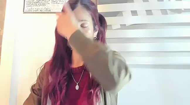 Snapshot of catt_evans1 chatting on January 10, 2025, 5:26 am catt evans1 online show from January 10, 2025, 5:26 am