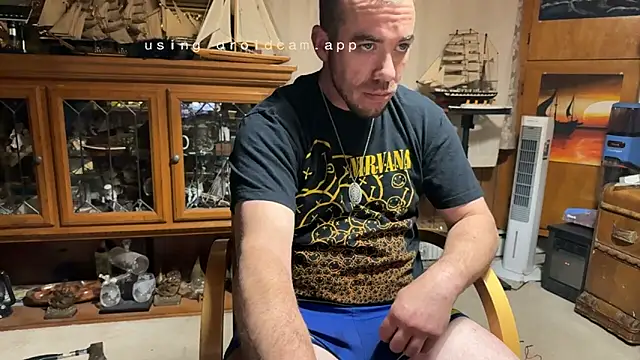 Snapshot of ScubaStevex chatting on May 4, 2026, 4:49 am ScubaStevex online show from May 4, 2026, 4:49 am