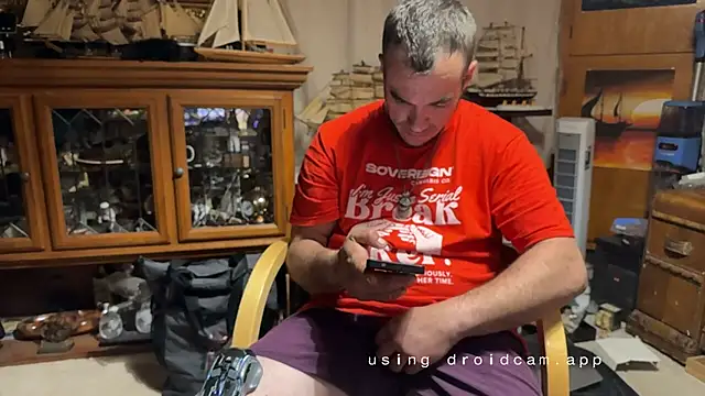 Snapshot of ScubaStevex chatting on May 6, 2026, 5:22 am ScubaStevex online show from May 6, 2026, 5:22 am