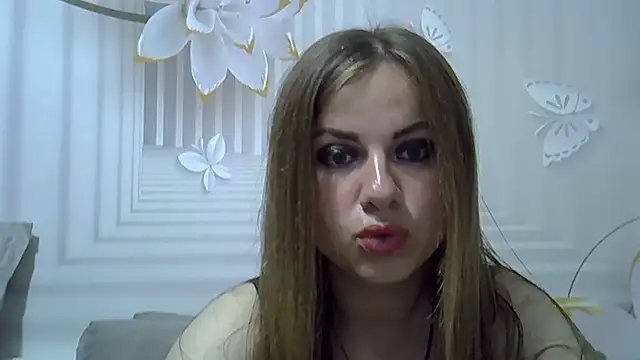 TinaFun4u online show from August 6, 2026, 8:15 pm
