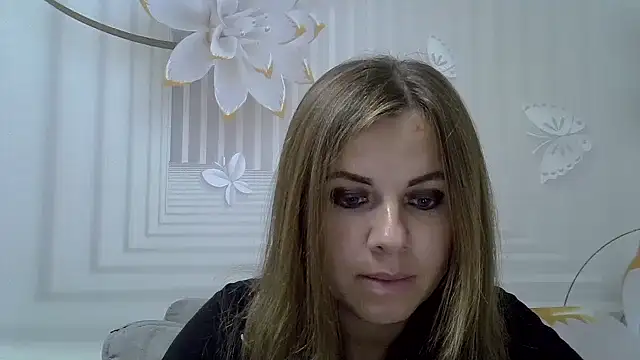 Snapshot of TinaFun4u chatting on October 10, 2025, 6:20 pm TinaFun4u online show from October 10, 2025, 6:20 pm