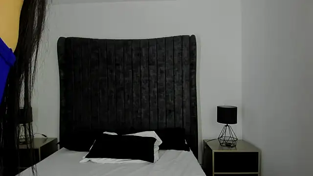 NataGarcia online show from February 13, 2026, 4:07 pm