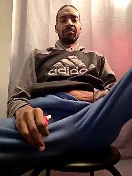 Snapshot of ElJudah7 chatting on November 3, 2025, 5:12 am ElJudah7 online show from November 3, 2025, 5:12 am