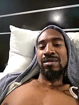 Snapshot of ElJudah7 chatting on November 12, 2025, 11:08 pm ElJudah7 online show from November 12, 2025, 11:08 pm