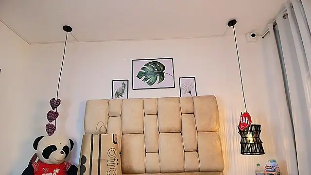 Snapshot of AdharaSmithh chatting on September 19, 2025, 7:29 pm AdharaSmithh online show from September 19, 2025, 7:29 pm