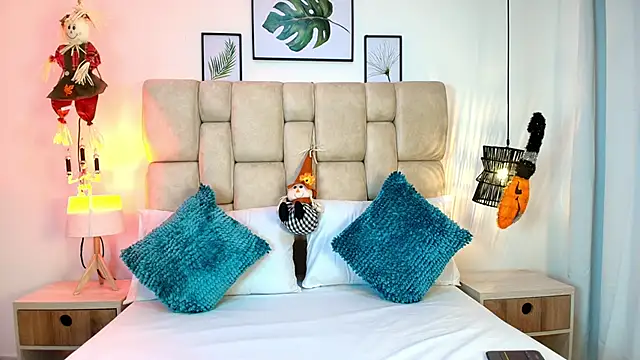 Snapshot of AdharaSmithh chatting on October 31, 2025, 7:21 pm AdharaSmithh online show from October 31, 2025, 7:21 pm