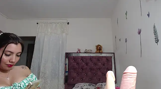 Snapshot of jaky_reyes chatting on February 28, 2025, 4:43 am jaky reyes online show from February 28, 2025, 4:43 am