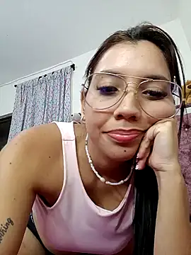 Snapshot of jaky_reyes chatting on February 13, 2025, 4:22 am jaky reyes online show from February 13, 2025, 4:22 am