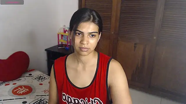 Pocahontas Princess  online show from May 18, 2026, 3:50 am