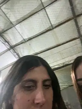 Snapshot of girl_anni chatting on October 11, 2025, 3:29 am girl anni online show from October 11, 2025, 3:29 am