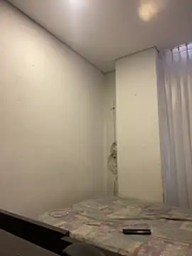 Snapshot of girl_anni chatting on October 31, 2025, 3:08 pm girl anni online show from October 31, 2025, 3:08 pm