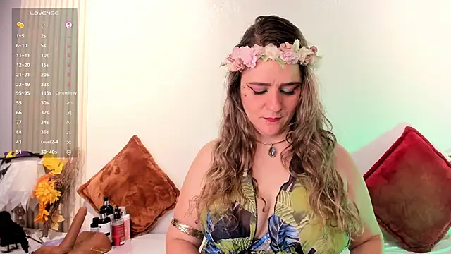 Snapshot of GinnaGrace chatting on October 30, 2025, 12:36 pm GinnaGrace online show from October 30, 2025, 12:36 pm