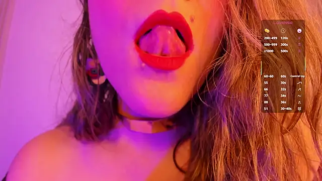 Snapshot of GinnaGrace chatting on December 4, 2025, 1:54 pm GinnaGrace online show from December 4, 2025, 1:54 pm