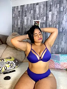 Violetrousse online show from October 20, 2025, 2:17 pm