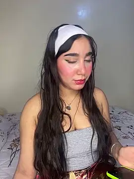 Meryem Queen online show from March 3, 2025, 9:48 pm