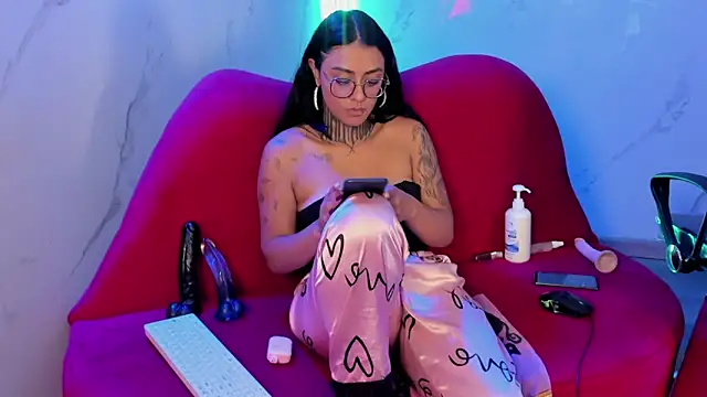 Snapshot of Lovely_celeste chatting on June 13, 2026, 2:20 am Lovely celeste online show from June 13, 2026, 2:20 am