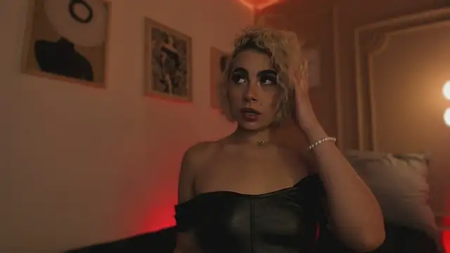 Snapshot of marian_pinzon chatting on March 10, 2026, 7:07 pm marian pinzon online show from March 10, 2026, 7:07 pm