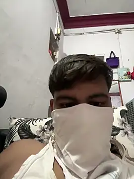 Snapshot of Desiboy___21 chatting on November 23, 2025, 4:50 pm Desiboy 21 online show from November 23, 2025, 4:50 pm