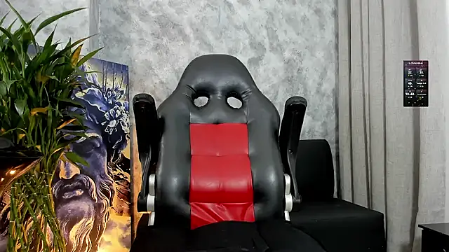 boyc022  online show from November 5, 2025, 11:57 am