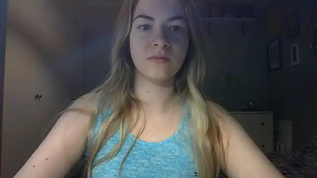 Snapshot of ROSIEx_sweet chatting on April 14, 2026, 6:40 am ROSIEx sweet online show from April 14, 2026, 6:40 am