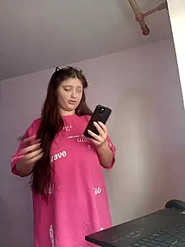 Snapshot of kila_lo chatting on November 5, 2025, 10:40 am kila lo online show from November 5, 2025, 10:40 am