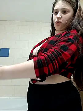 Snapshot of kila_lo chatting on January 28, 2025, 11:39 pm kila lo online show from January 28, 2025, 11:39 pm