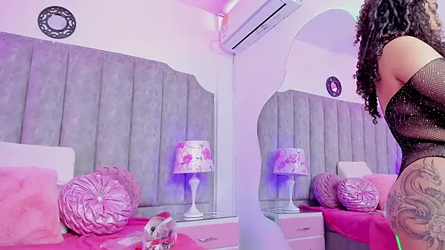 CoralHarmon online show from March 22, 2025, 2:14 pm