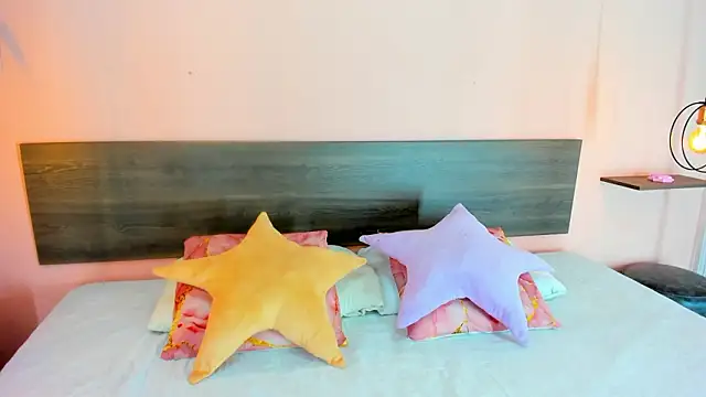 irina-v online show from March 19, 2026, 12:05 pm